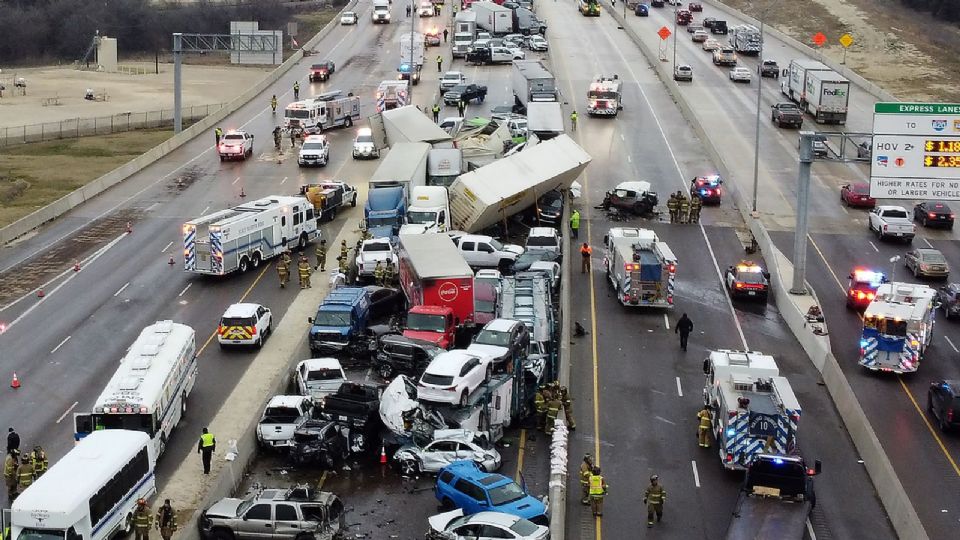 Truck Accident major pile-up Fort Worth Dallas