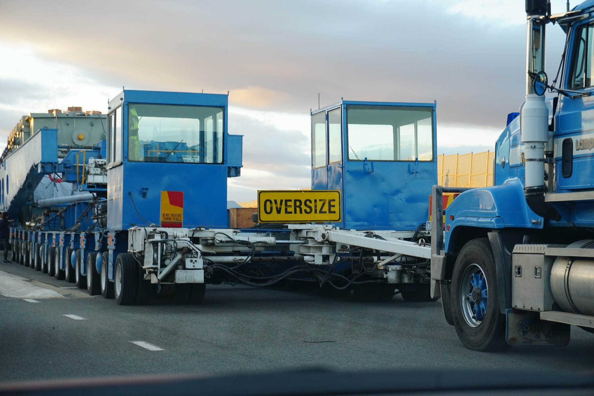 How an Overloaded Truck Can be a Danger to Others on the Road