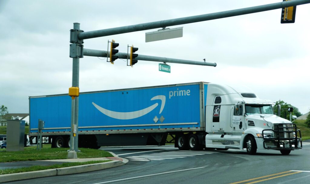 Wide Turn Truck Accidents in Texas need a Dallas personal injury lawyer
